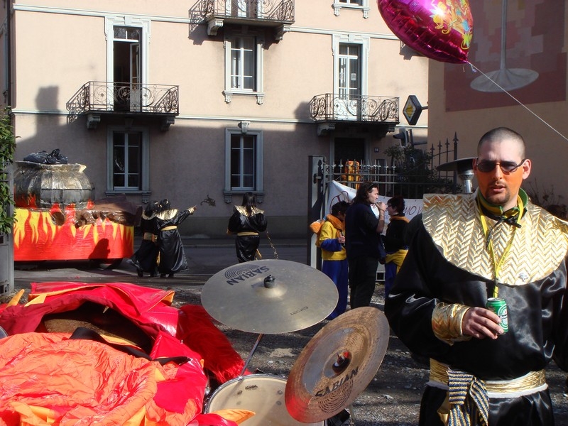 chiasso_corteo_nebiopoli_08 (005).jpg